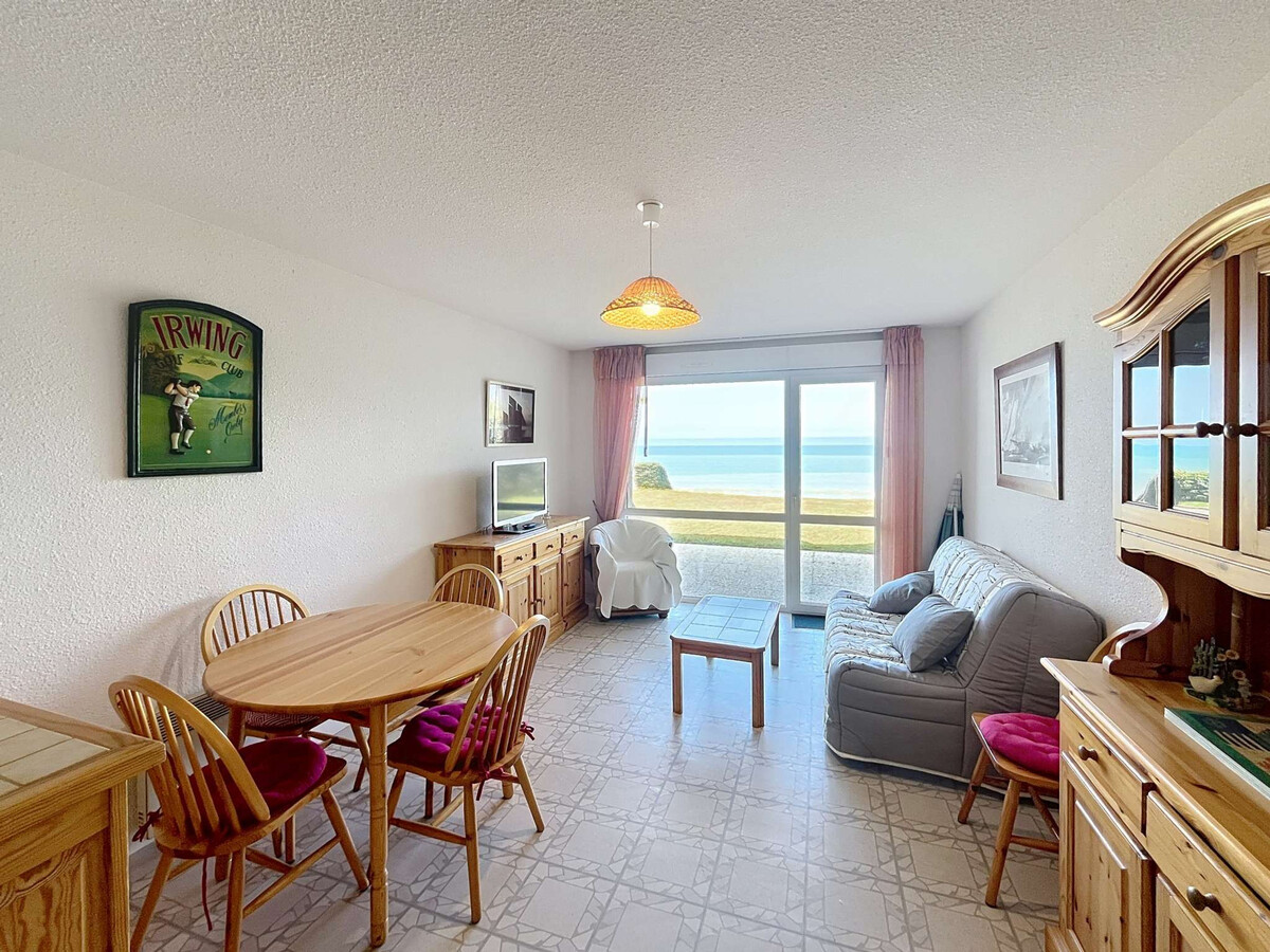 Appartement rez-de-chaussée vue mer à Jullouville - Photo 5