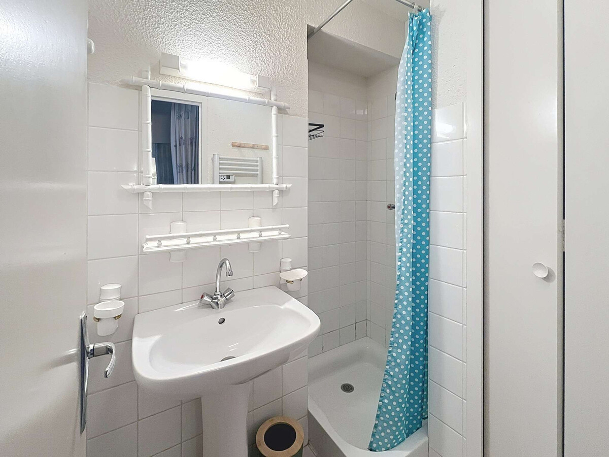 Appartement rez-de-chaussée vue mer à Jullouville - Photo 9