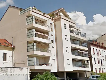 T3 avec terrasse et garage privatif à Aix-les-Bains : photo 9
