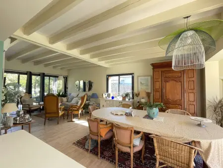 Villa 5 chambres, piscine chauffée et jardin de 873 m² : photo 6