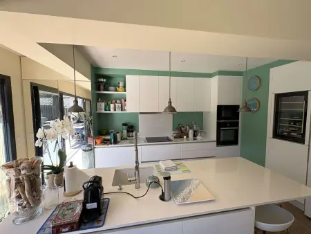 Villa 5 chambres, piscine chauffée et jardin de 873 m² : photo 8