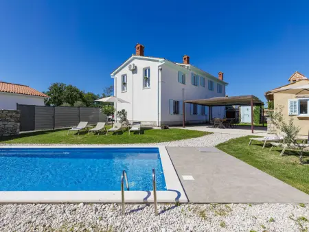 Villa Accordia, maison 6 chambres avec piscine à Labin : photo 9