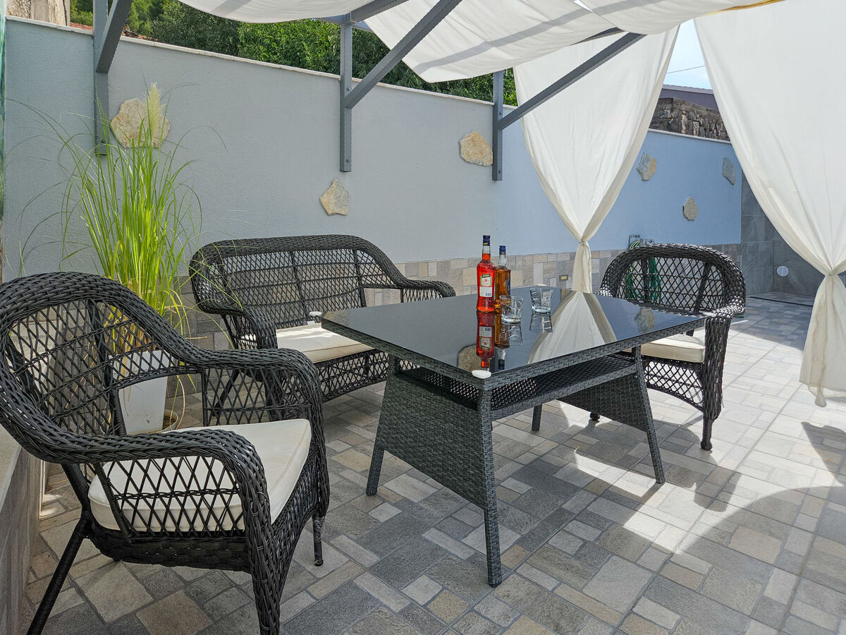Vinovac – Maison 6 pers. avec piscine privée près de Marina - Photo 4
