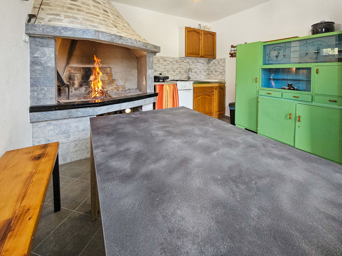 Vinovac – Maison 6 pers. avec piscine privée près de Marina - Photo 8