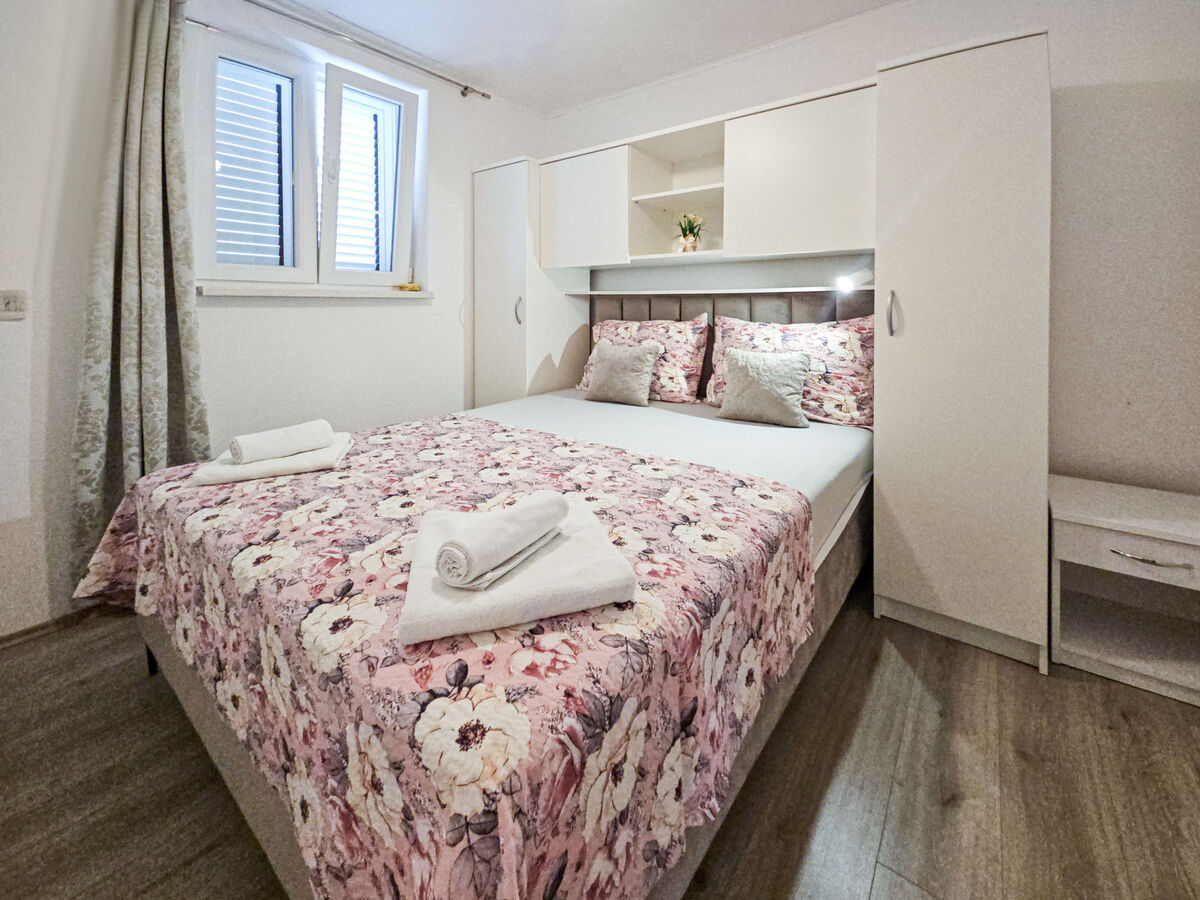 Vinovac – Maison 6 pers. avec piscine privée près de Marina - Photo 16