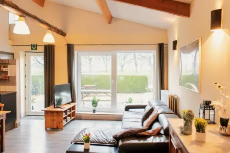 De Smishoeve volledig - met wellness, Ferme avec jardin à Heers - Photo 8