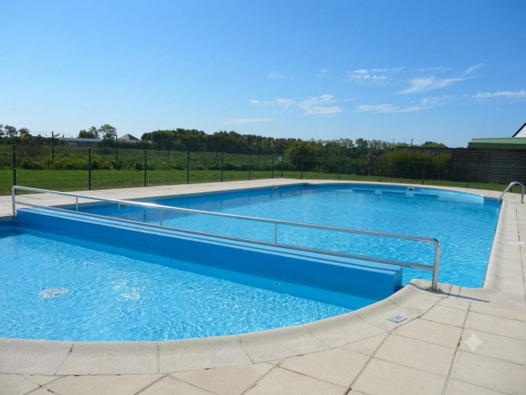 Appartement à Nieuwpoort, terrasse sur le Brugse Vaart et piscine - Photo 2