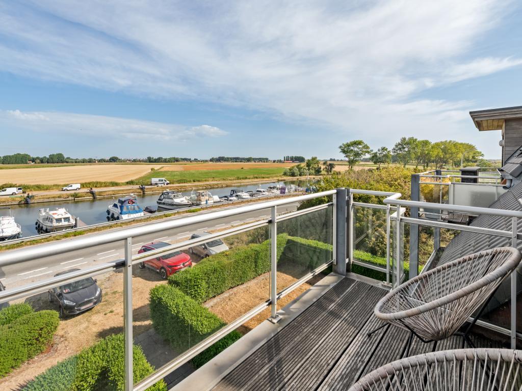 Appartement à Nieuwpoort, terrasse sur le Brugse Vaart et piscine - Photo 5