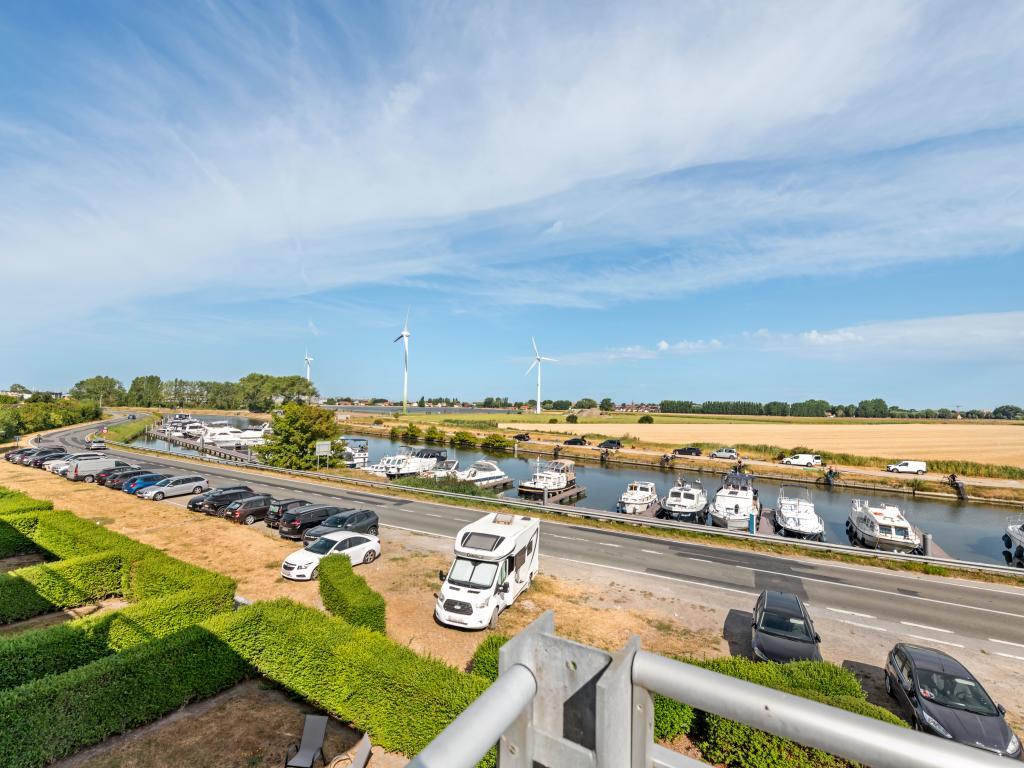 Appartement à Nieuwpoort, terrasse sur le Brugse Vaart et piscine - Photo 6