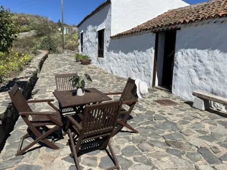 Location gite à Adeje, Maison rurale au calme avec piscine et jardin, près des plages de Tenerife