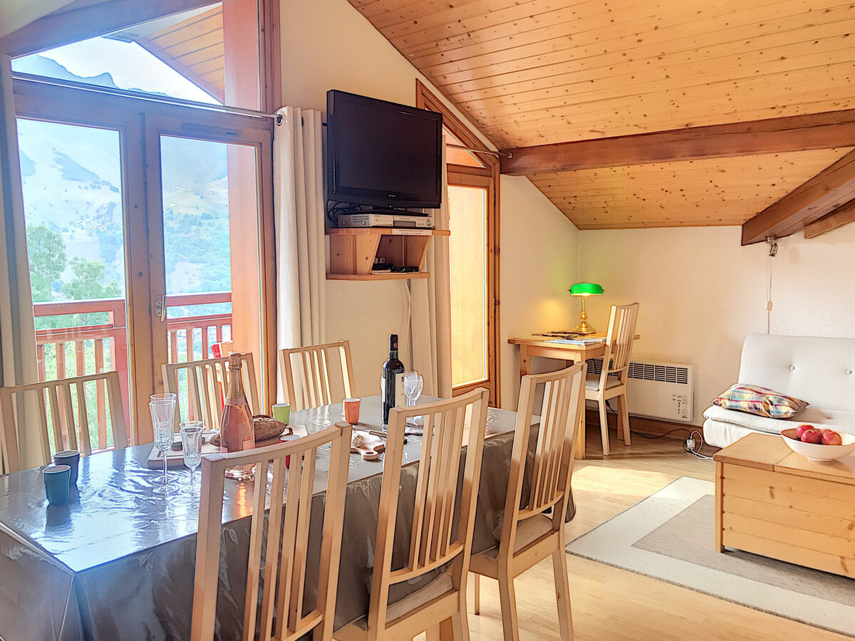 Appartement 6 pers., 3 chambres sous pente, balcon vue montagnes - Photo 11
