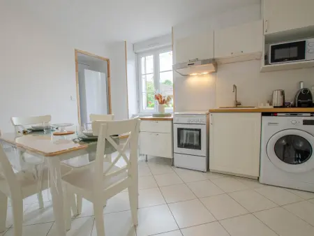 Charmante maison rénovée, terrasse, parking, animaux admis - Photo 1