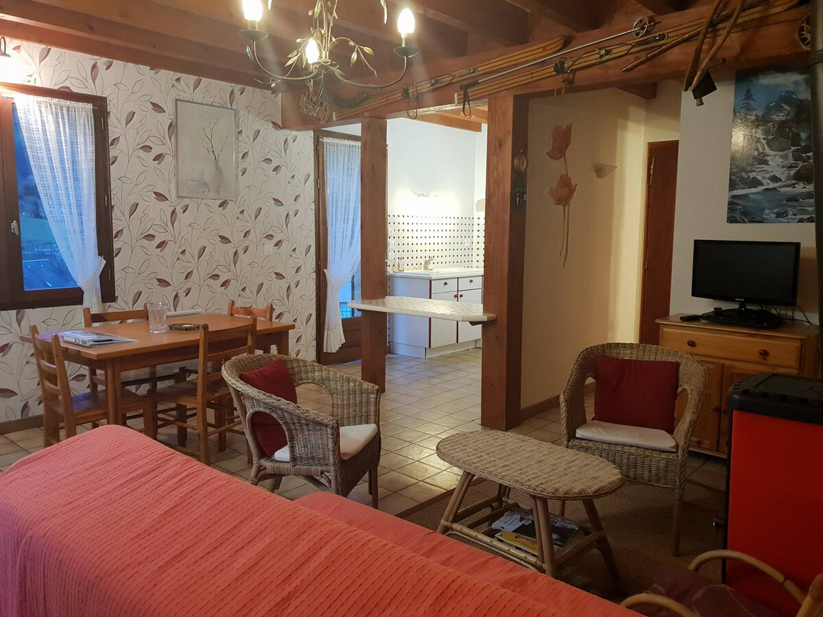 Chalet indépendant 6 pers, garage et jardin à Cauterets - Photo 2
