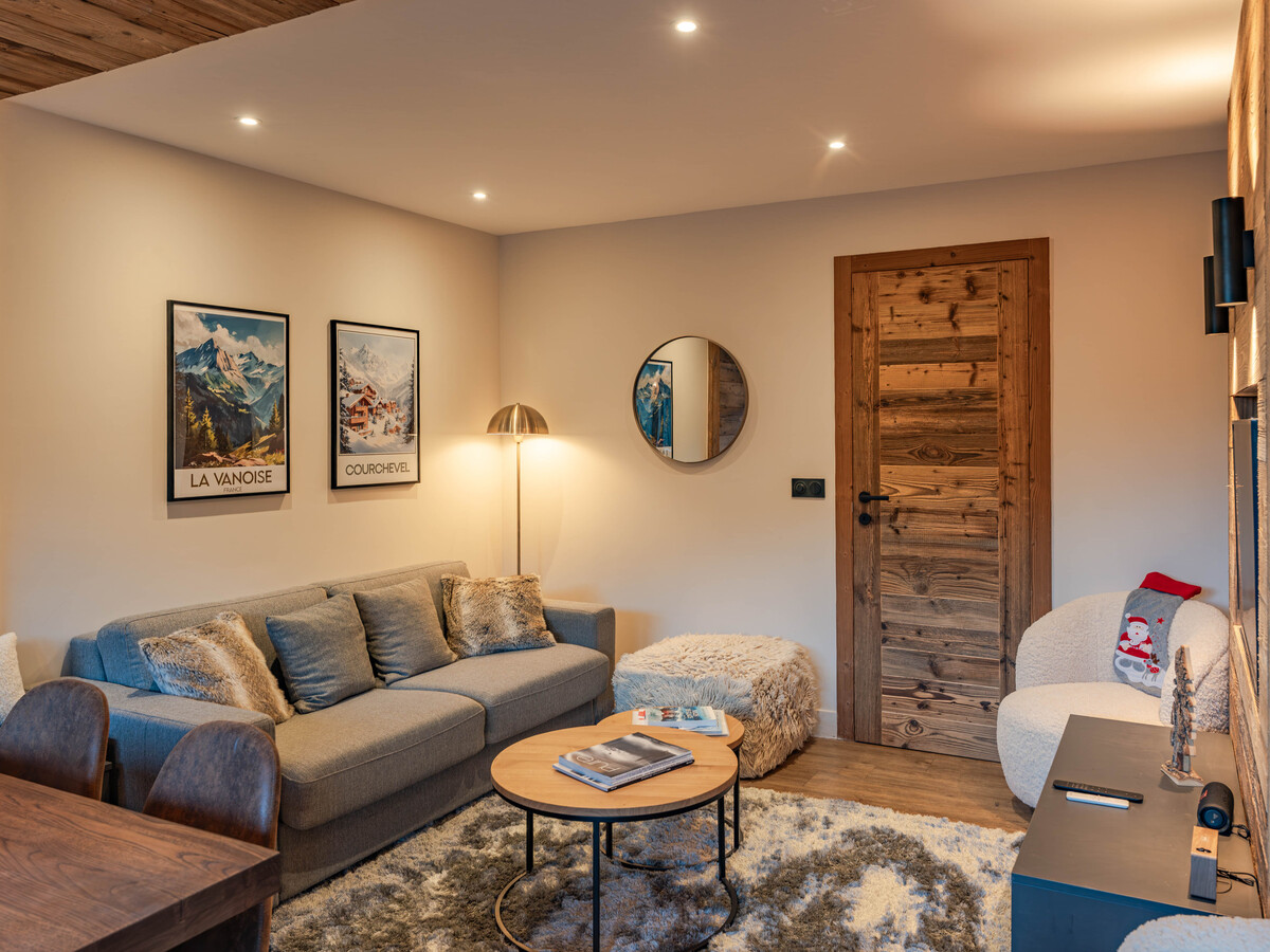 Appartement 2 chambres Courchevel, séjour chaleureux - Photo 5