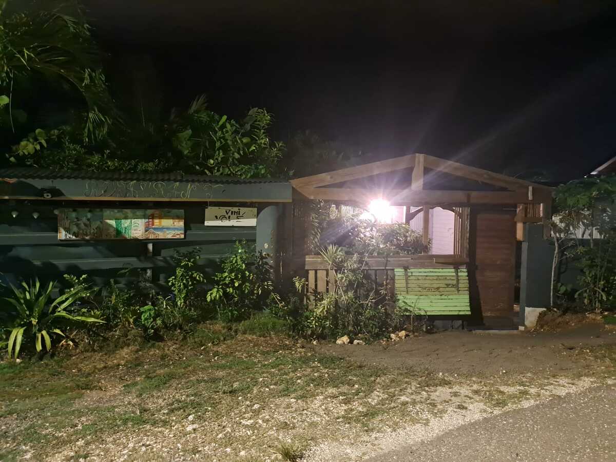 Bungalow 4 pers. à Sainte-Anne, jardin clôturé et terrasse - Photo 10