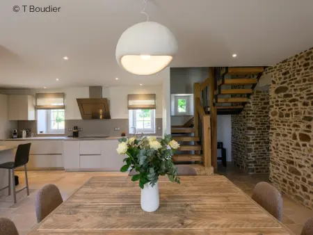 Maison de Charme avec Piscine Privée, Salle de Fitness et Sauna - Photo 8