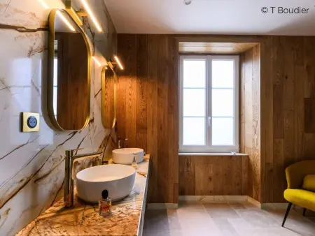 Maison de Charme avec Piscine Privée, Salle de Fitness et Sauna - Photo 10