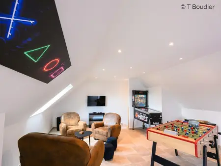 Maison de Charme avec Piscine Privée, Salle de Fitness et Sauna - Photo 11