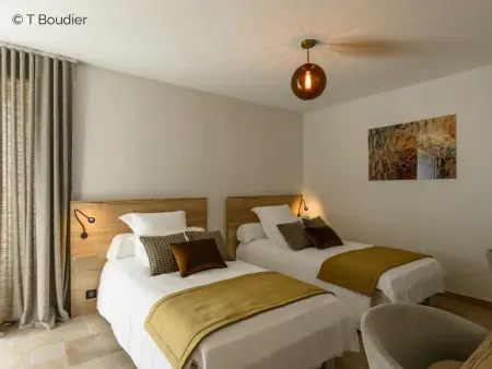 Maison de Charme avec Piscine Privée, Salle de Fitness et Sauna - Photo 19