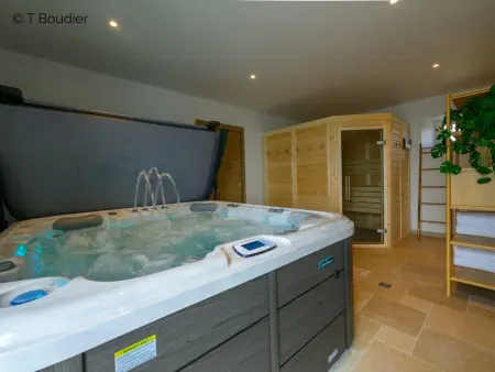 Maison de Charme avec Piscine Privée, Salle de Fitness et Sauna - Photo 22