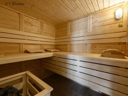 Maison de Charme avec Piscine Privée, Salle de Fitness et Sauna - Photo 24