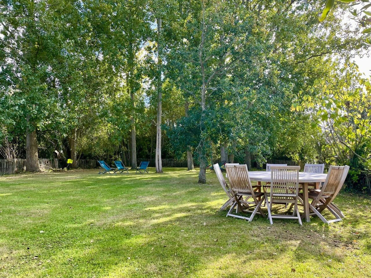 Gîte 7 personnes à Montfarville, jardin et parking - Photo 5
