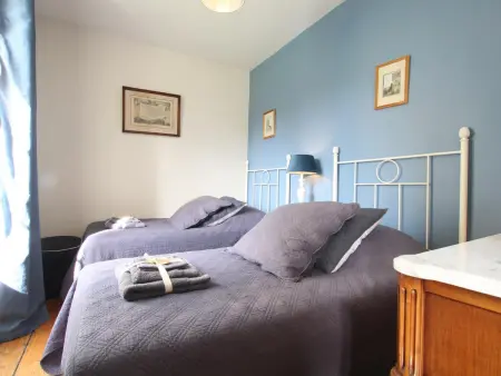 Gîte 6 pers. dans ancien presbytère rénové à Sébeville : photo 14