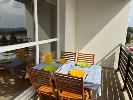 Location appartement à Besse et Saint Anastaise Super Besse, Duplex moderne 8 pers, vue lac, proche pistes