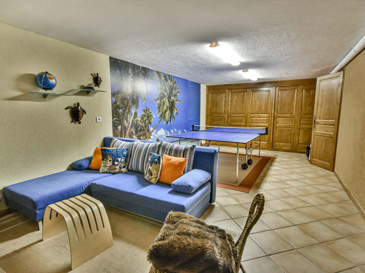 T5 duplex 3 chambres avec terrasse sud aux Gets - Photo 13