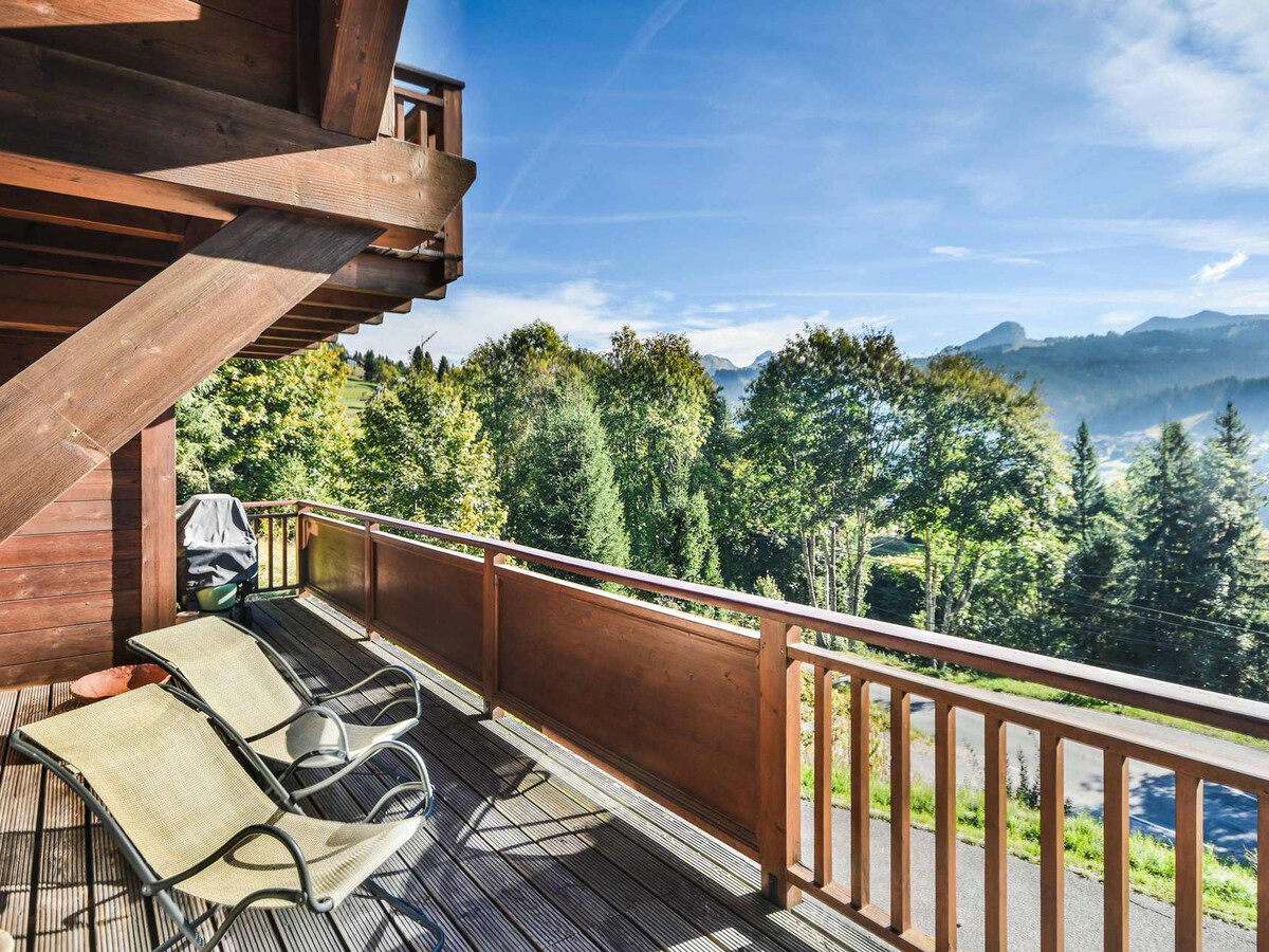 T5 duplex 3 chambres avec terrasse sud aux Gets - Photo 16