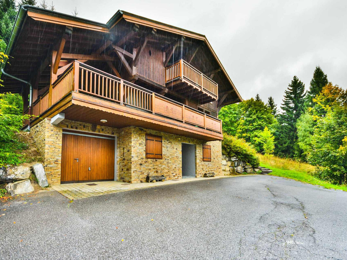 T5 duplex 3 chambres avec terrasse sud aux Gets - Photo 17