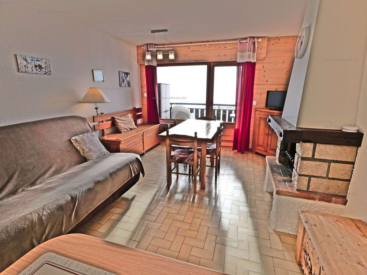 2 pièces vue panoramique montagne + parking privé - Photo 3
