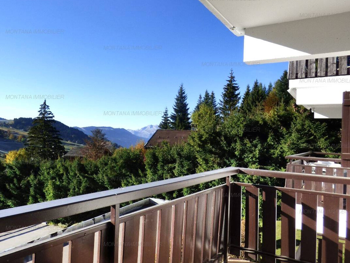 2 pièces vue panoramique montagne + parking privé - Photo 15