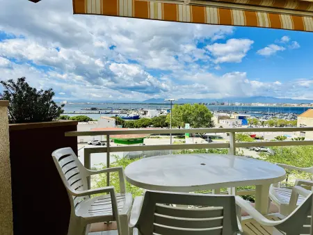 Appartement avec terrasse privée face au port de Roses : photo 2