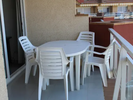 Appartement avec terrasse privée face au port de Roses : photo 14