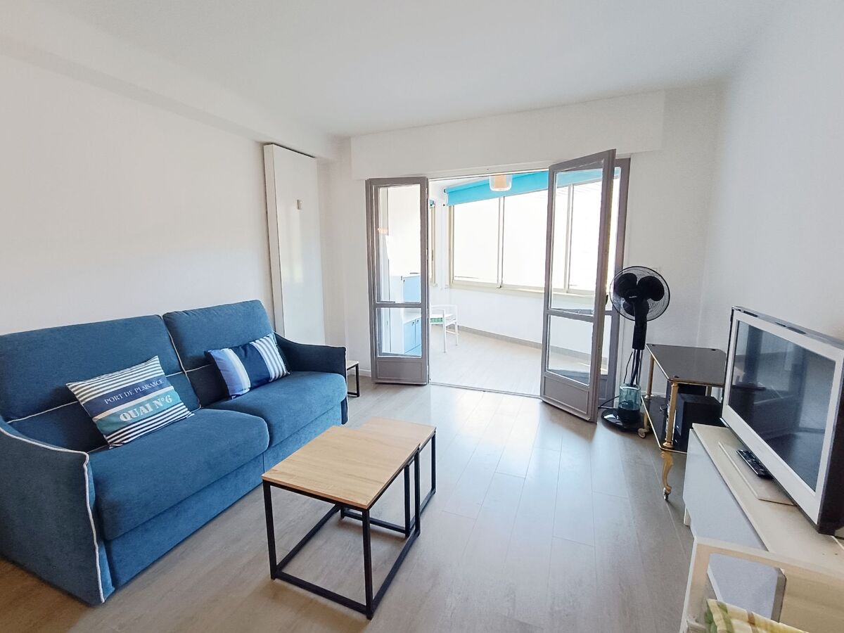 Le Victor Hugo – Appartement 85 m² rénové, centre Saint-Raphaël - Photo 13