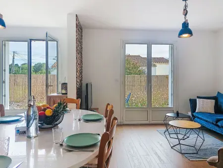 Maison Saint Tro – Île d'Oléron, jardin clos et climatisée : photo 7