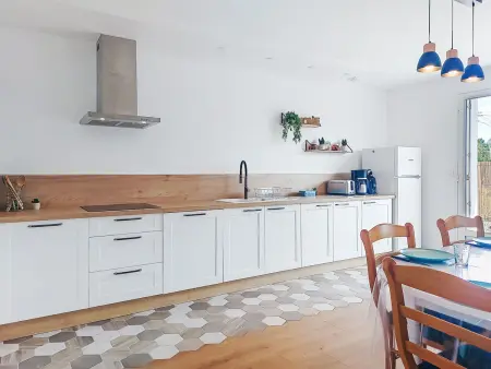 Maison Saint Tro – Île d'Oléron, jardin clos et climatisée : photo 10