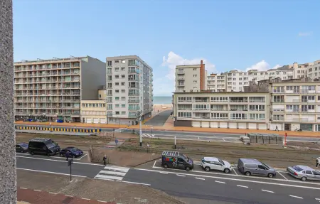 Appartement lumineux avec terrasse couverte à Ostende, à 100 m de la plage : photo 8
