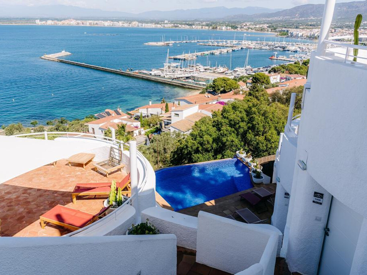 Studio moderne 2 pers. avec vue baie et piscine à Roses - Photo 4