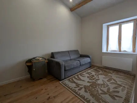 Maison rénovée à Polignac, vue sur le mont : photo 8