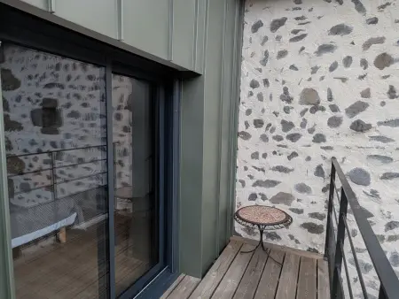 Maison rénovée à Polignac, vue sur le mont : photo 11
