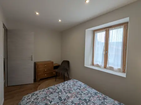 Maison rénovée à Polignac, vue sur le mont : photo 13
