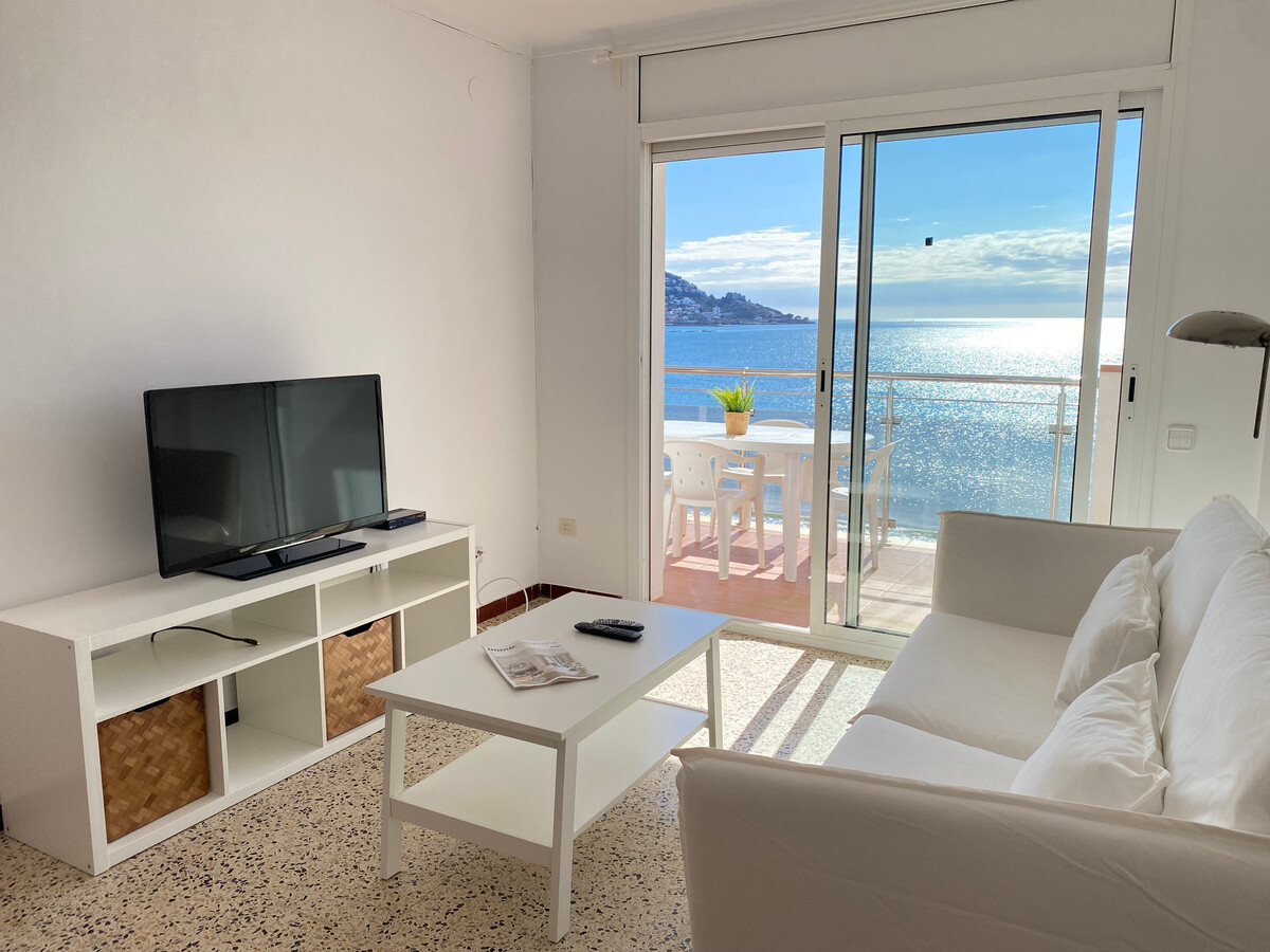 Appartement bord de mer à Roses, vue baie, animaux - Photo 3