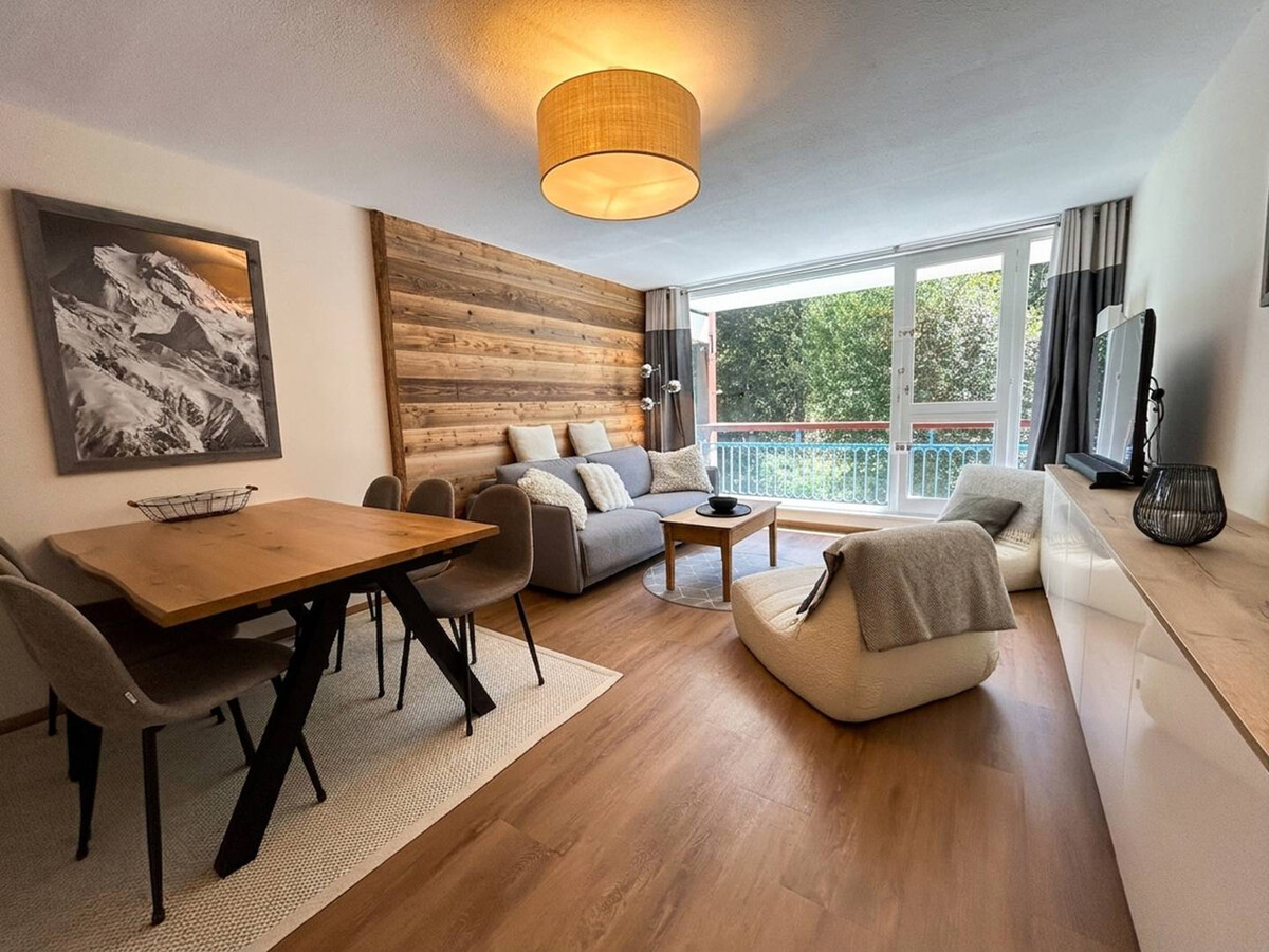 Appartement 66m² rénové, 6 pers, balcon sud-ouest aux Arcs 1800 - Photo 1