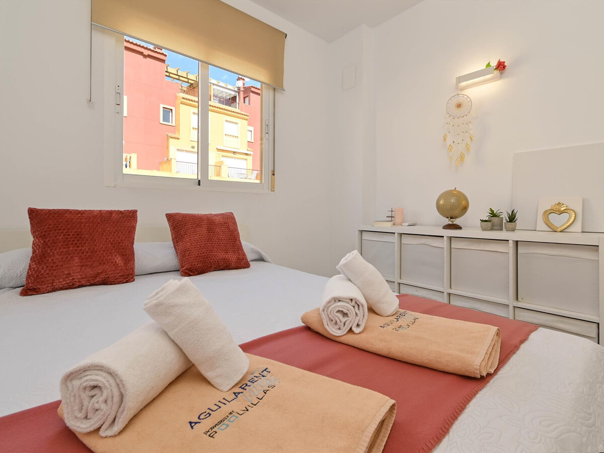 Appartement 3 chambres à 25 m de la plage, piscine - Photo 8