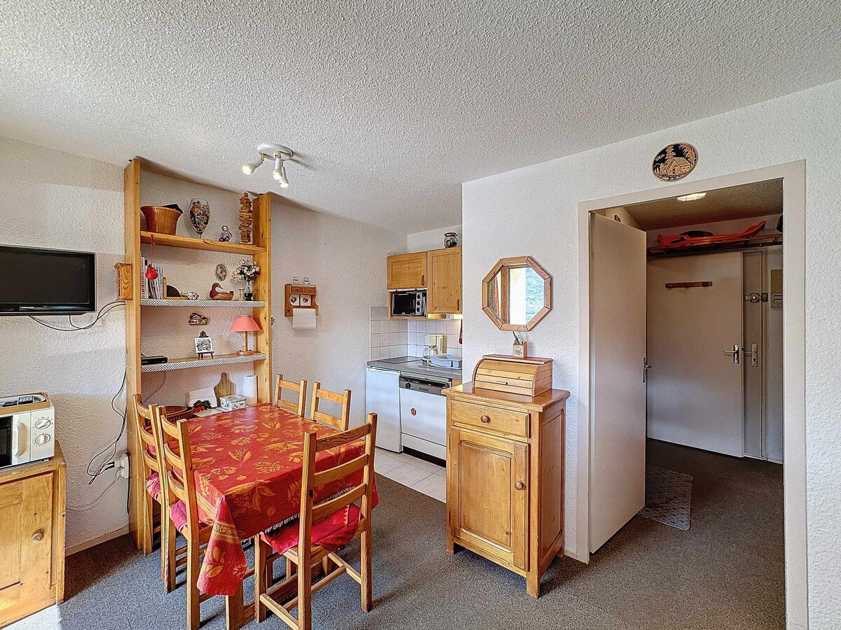 Studio 4 pers aux Menuires, balcon sud, parking gratuit - Photo 2