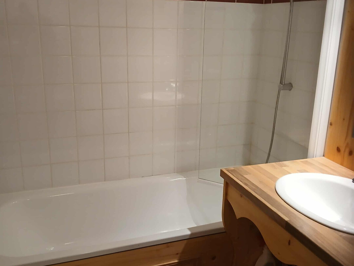 Studio cabine 27m² Chamrousse, terrasse ouest vue vallée - Photo 4