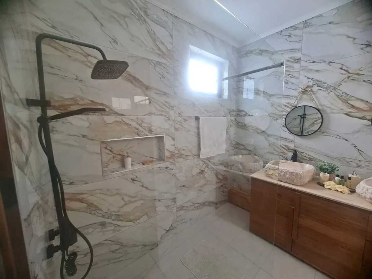 Villa 3 chambres Grand Baie, piscine et jardin clôturé - Photo 15