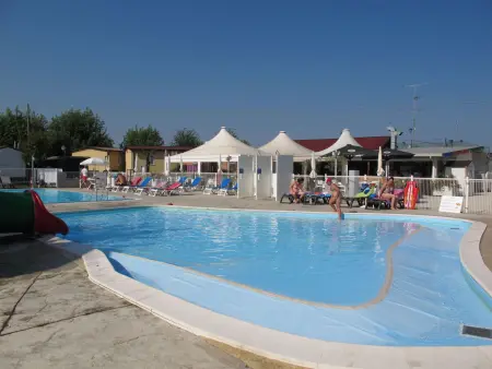 Mobil-home 6 pers. Camping Butterfly, 100 m du lac : photo 3